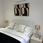 Apartment Olga 1 *