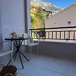 Olga 1 Makarska