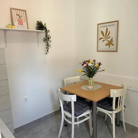 Apartment Olga 1 Makarska